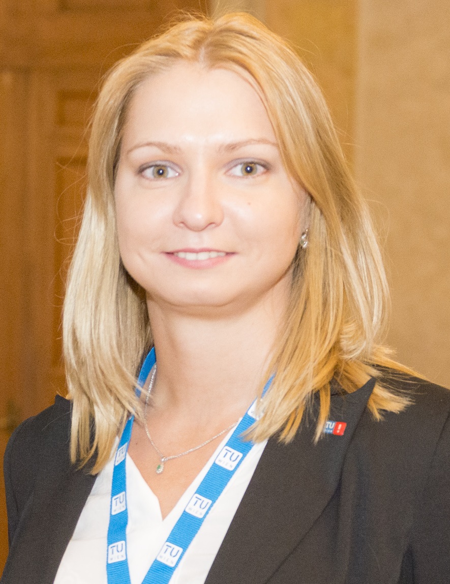 Olena Skarlat